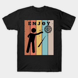 Darts, Dart Throwing Sports, Bullseye, Colorful Retro Vintage Background T-Shirt